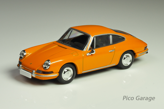 トミーテック 1/64ポルシェ911(オレンジ）前