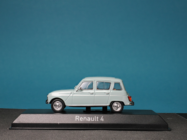 ノレブ1/43ルノー4_側面