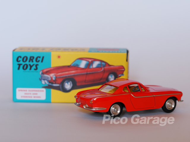 CORGY TOYS ボルボP1800_後
