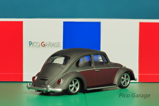 シュコー1/64VWT1ビートルローライダーリア