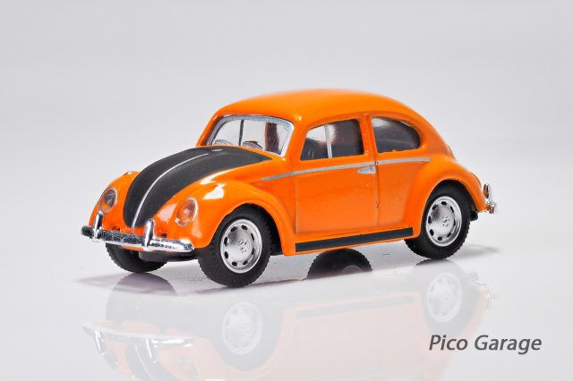 シュコー 1/87 フォルクスワーゲンビートル（オレンジ/黒）前