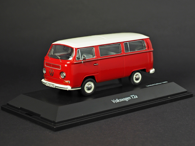 VWT2a1/43（赤白）前