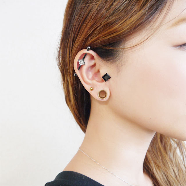 ボディピアス CZダイヤモンドバーベル キュービックジルコニア/16G  