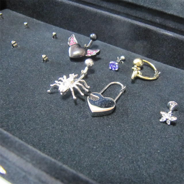 ボディピアス オリジナルジュエリーボックス12個収納タイプ ボディー