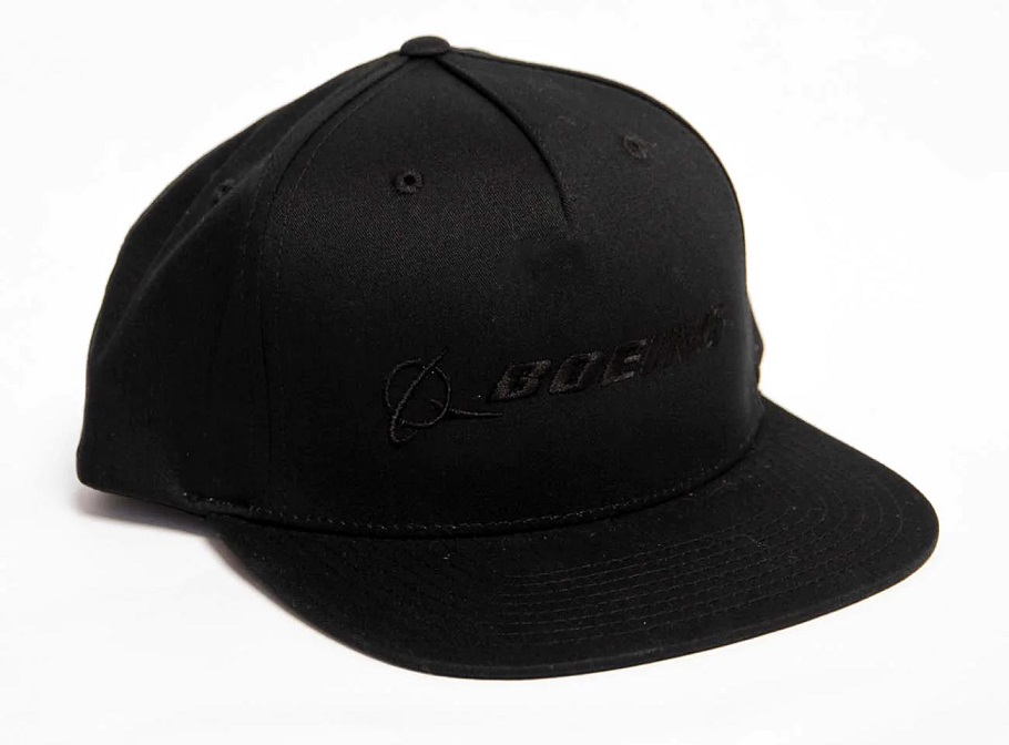 Boeing Signature Logo Flat Bill Hat（ブラック）