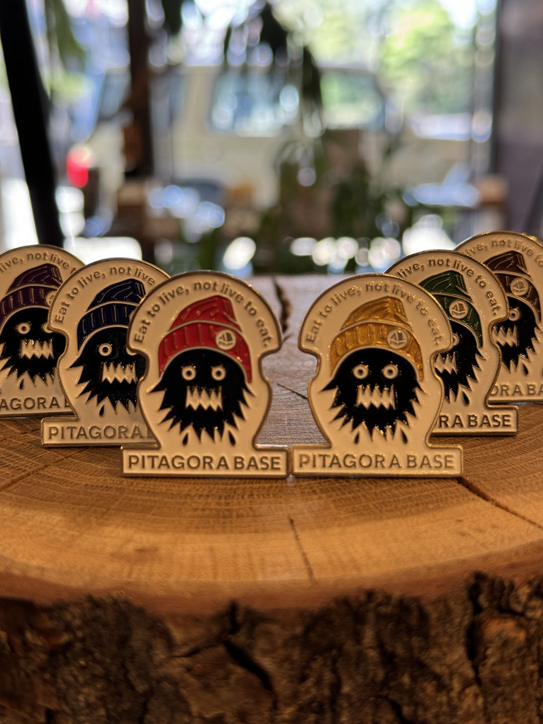 ODMモンスターピンバッジ｜ピタゴラベース限定バージョン｜PITAGORA MARKET vol.3｜OUTDOOR MONSTER