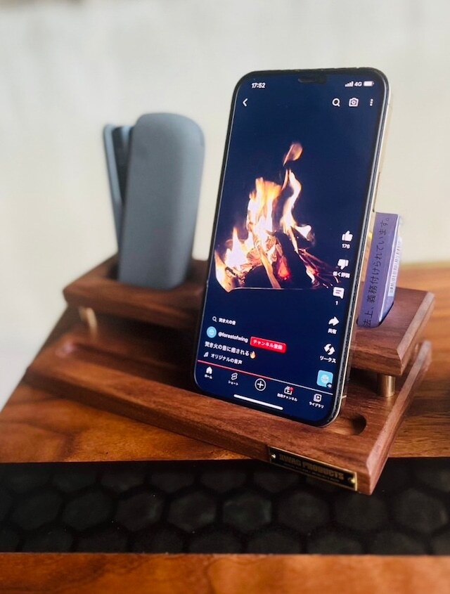 universal products スタンドカラー CT CT-STAND｜WALNUT｜無塗装仕上げ｜XWAG PRODUCTS