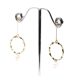 ピアス レディース 金属アレルギー チタン 18K 揺れる パール ロング ロングピアス パールピアス アレルギーフリー アレルギー対応 K18 ゴールド シルバー シンプル チェーン チタンピアス チタンポスト ノンアレルギー アクセサリー 大人 可愛い 送料無料 母の日