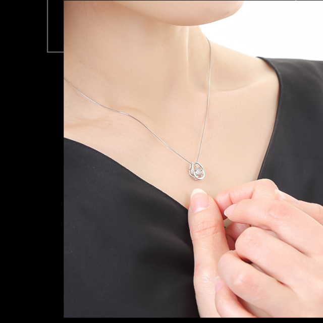 ダイヤモンド ネックレス プラチナ レディース ダンシングストーン  