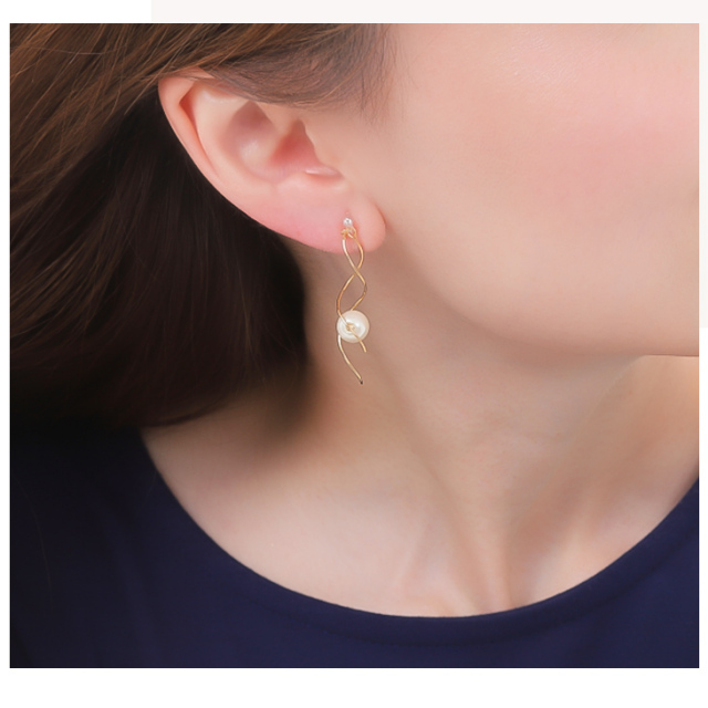 イヤリング レディース 金属アレルギー 18金 アレルギー ニッケルフリー アレルギー対応 樹脂 クリップ ノンホール 真珠 パール ゴールド ノンホールピアス 揺れる 両耳 シンプル アクセサリー 大人 可愛い ジュエリー 誕生日 プレゼント 女性 痛くない かわいい イヤリング レディース 金属アレルギー 18金 アレルギー ニッケルフリー アレルギー対応 樹脂 クリップ ノンホール 真珠 パール ゴールド ノンホールピアス 揺れる 両耳 シンプル アクセサリー 大人 可愛い ジュエリー 誕生日 プレゼント 女性 痛くない かわいい