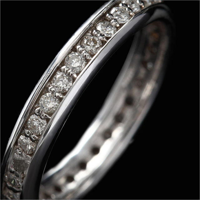 ダイヤモンド リング PLUSTER K18 (天然ダイヤ0.5カラット) エタニティ  