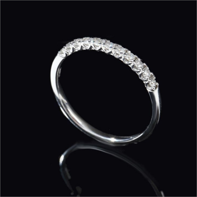 ダイヤモンド リング PLUSTER K18 (天然ダイヤ0.2カラット) ハート  