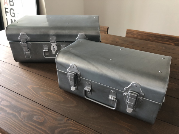 TRUNK（トランク）ブリキ小物入れ（S/M 2個セット）