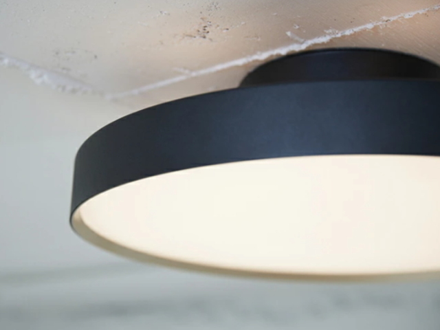 GROOVE CEILING LAMP ホワイト・ゴールド LED付属 GROOVE CEILING LAMP ホワイト・ゴールド LED付属 シーリングライト