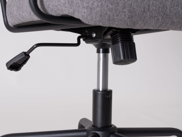 エルダー デスクチェア ELDER DESK CHAIR F7-119 【FORM】フォーム