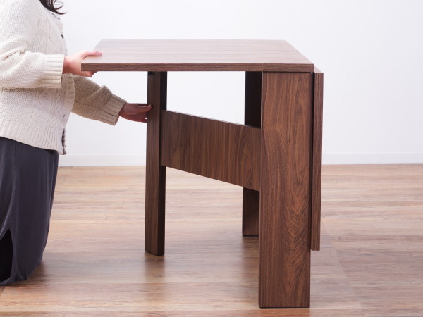 フォールディングテーブル（折り畳み式テーブル）