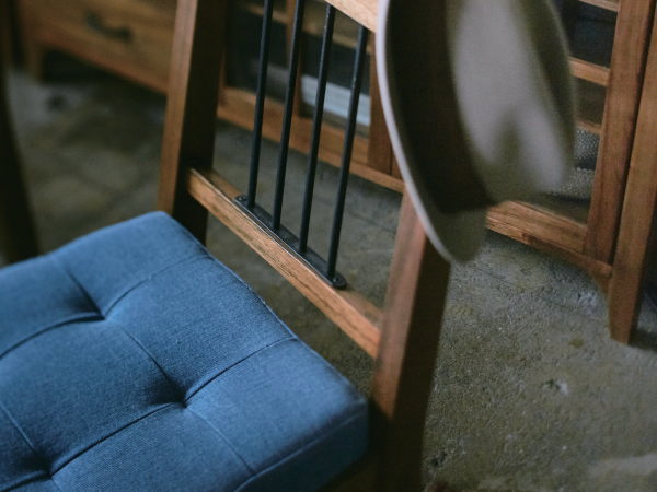 MINDY（ミンディ）天然木ダイニングチェア