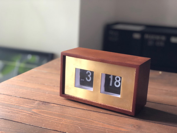 ピボット クロック PIVOT CLOCKフリップクロック パタパタ時計（置き時計）RP-002W　【HERMOSA】ハモサ