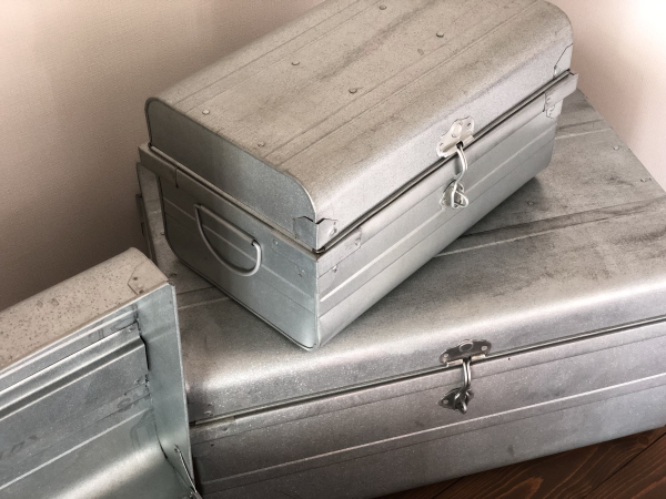 送料無料 CLASSIC（クラシック）ブリキトランクボックス小物入れ（S/M