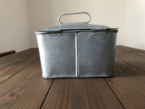 TRAPEZOID（トラペゾイド）ブリキ小物入れ（S/L2個セット）