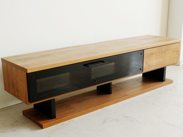 完成品　NEITZ（ネイツ）160cm幅 テレビ台