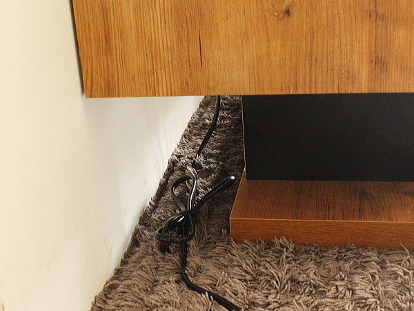 完成品　NEITZ（ネイツ）160cm テレビ台