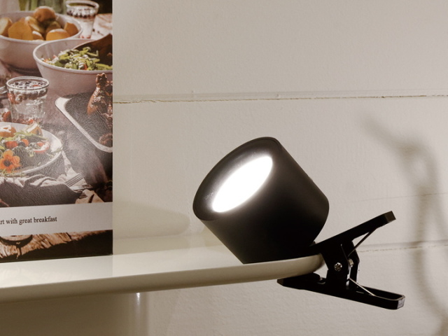 クリップランプ テーブルライト LED パワー グロー  LED POWER GLOW  SLW452 SLOWER（スロウワー）