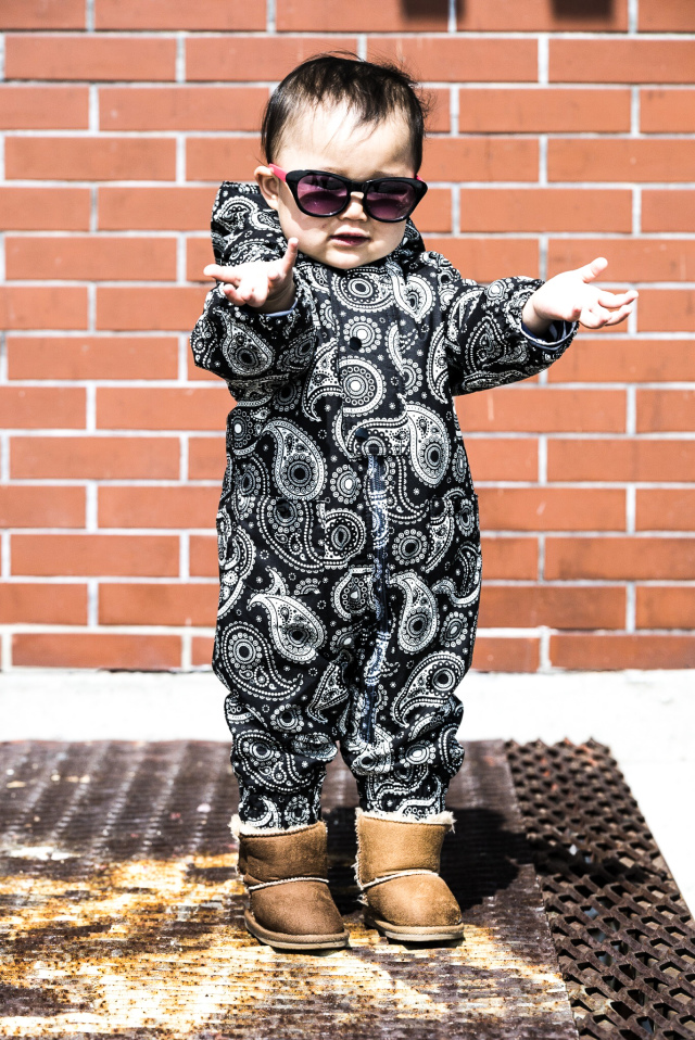 マークリーン（MARQLEEN）BABY ONE PIECE カラー：BLACK PAISLEY 18-19モデル