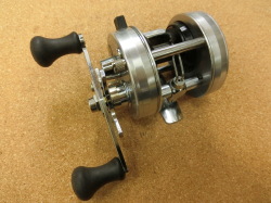 USED オールドアンバサダー ABU 1500C 中古リール
