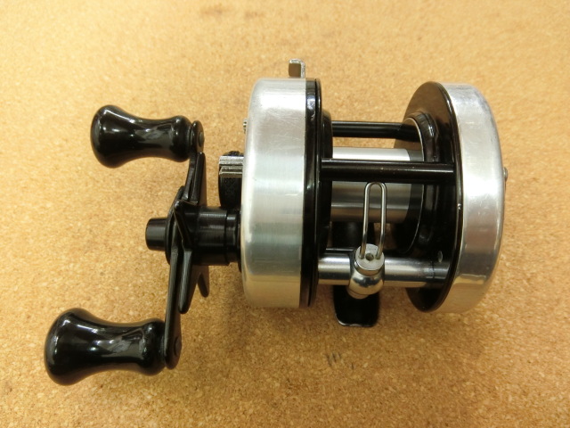 フルーガー 2600 pflueger 2600