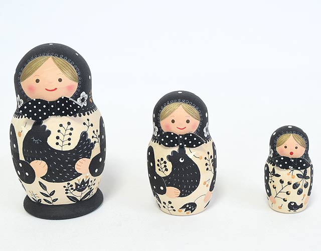 北向邦子による日本製マトリョーシカ 木製ギフト雑貨