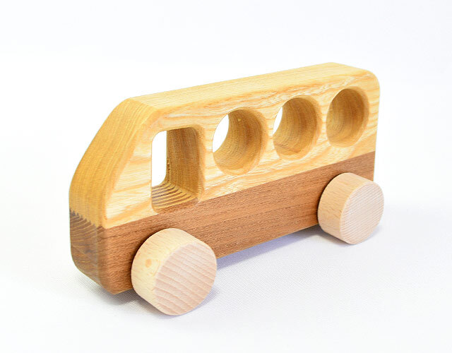 木製ミニカー（押車）バス｜旭川美景園｜木のおもちゃ ポプリの森