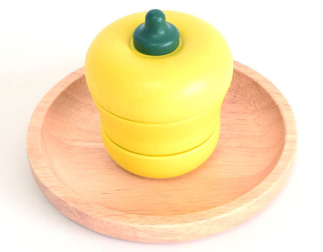 パプリカ 木製ままごと食材 エドインター｜木のおもちゃ ポプリの森