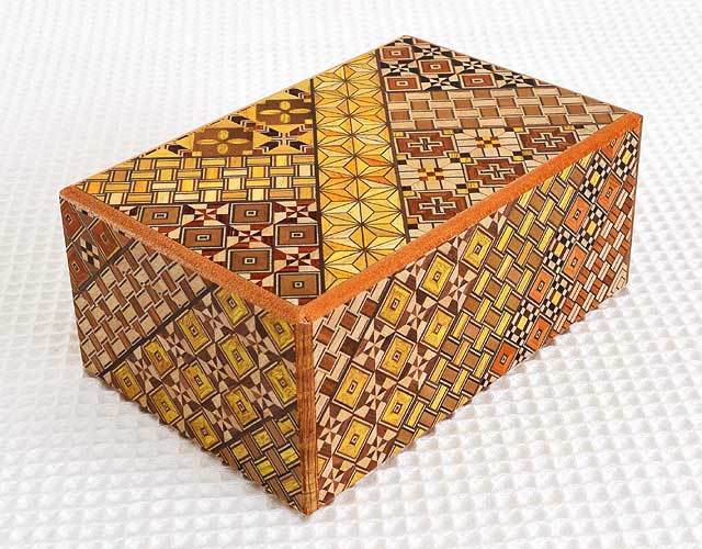 秘密箱5寸10回仕掛け｜箱根寄木細工｜木のおもちゃ ポプリの森