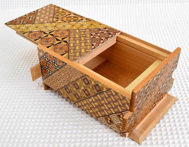 秘密箱5寸21回仕掛け｜箱根寄木細工・伝統工芸｜木のおもちゃ ポプリの森