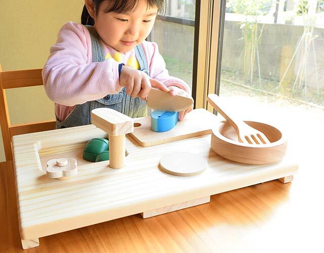 どこでもキッチン 卓上ままごとキッチン(L字型)｜木のおもちゃ ポプリの森