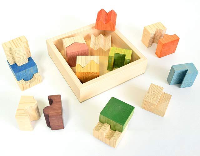 カラフルキューブ―型合わせパズルブロック｜木のおもちゃ ポプリの森