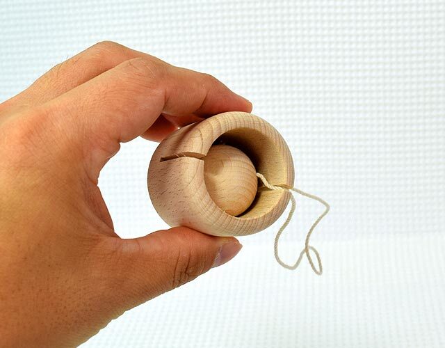 おとたま カップ型けん玉｜木のおもちゃ ポプリの森