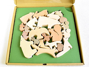 【新品未使用】森のどうぶつみき オークヴィレッジ 動物 国産材 日本製の積み木 森のどうぶつみき オークヴィレッジ 動物積み木 【国産材