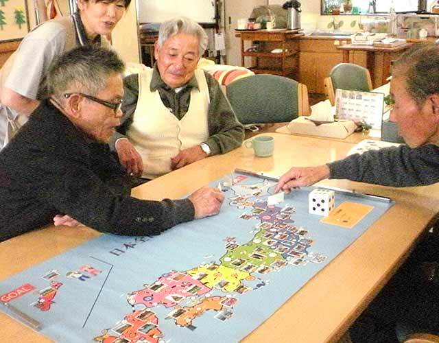 日本巡り双六クイズ｜介護レクリエーションゲーム｜木のおもちゃ