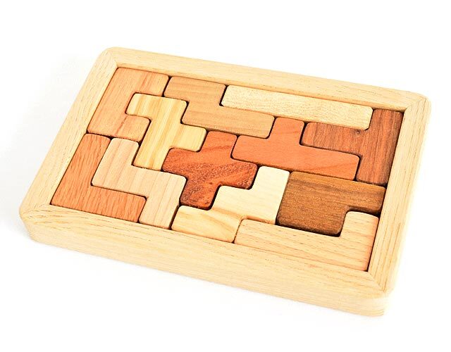ペントミノ コンパクトな木製パズル｜木のおもちゃ ポプリの森