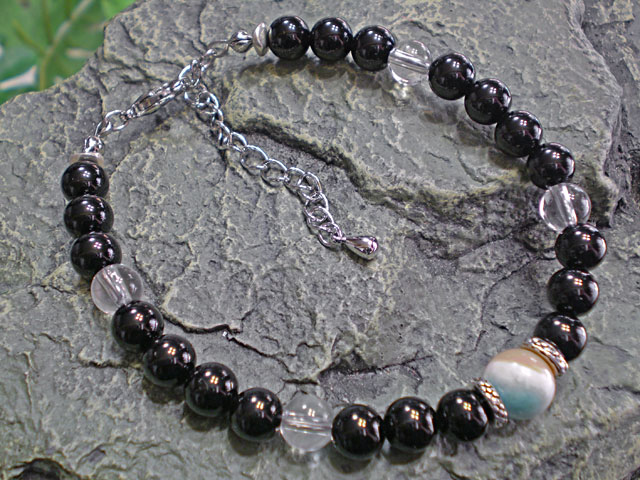 海からの贈り物★夜光貝（ヤコウガイ）ブレスレット＜メンズ＞【オニキス/水晶】