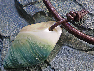 海からの贈り物★夜光貝チョーカー