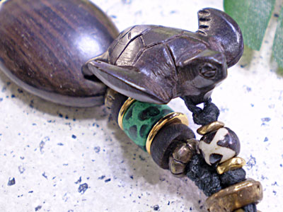 海モチーフ★ウッド（木彫り）キーホルダー　カメ