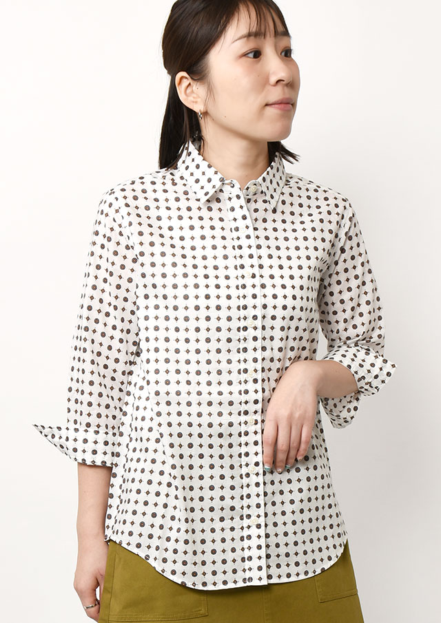 SALE!!【2025秋冬】【ブルーライフ】小紋柄プリント前開きブラウス八分袖【BL055505】【S21】