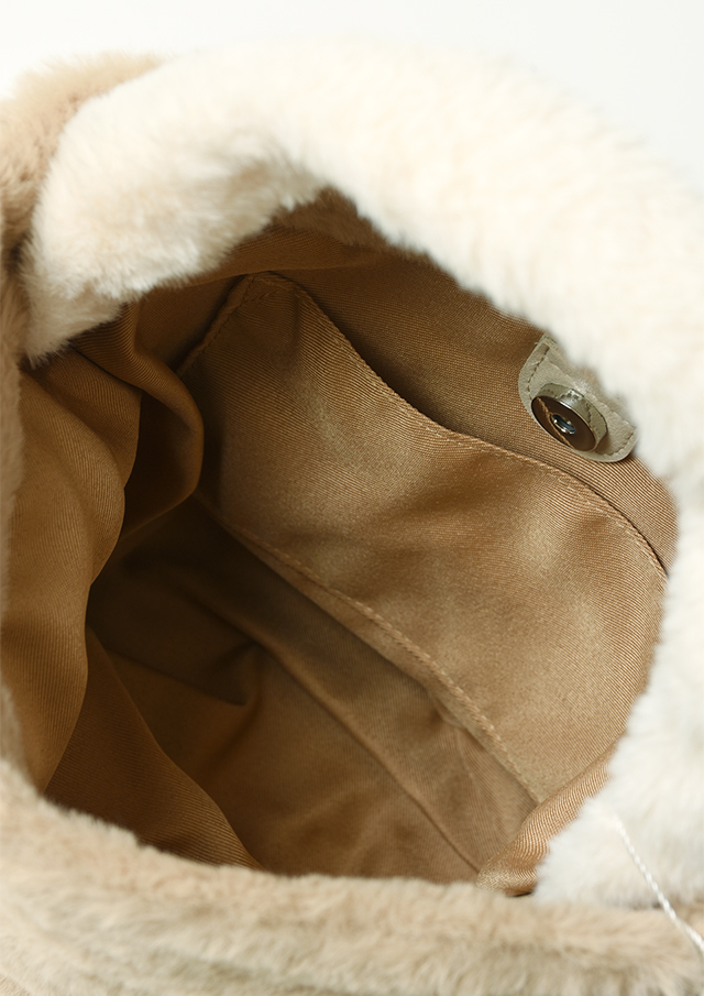 Nissy Naptime 巾着ファーバッグ BEIGE 2024秋冬】【66】ファー Nissy Naptime 巾着ファーバッグ BEIGE 2024秋冬】【66】ファー