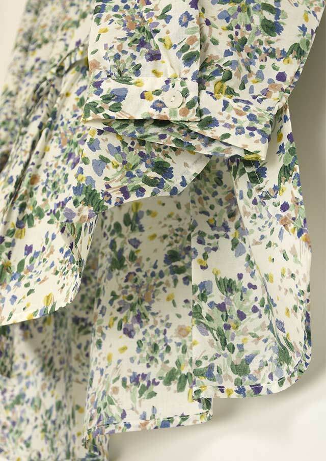 Stella McCartney ブラウス 花柄 ボウタイ ブルー系 Stella McCartney ブラウス 花柄 ボウタイ ブルー系