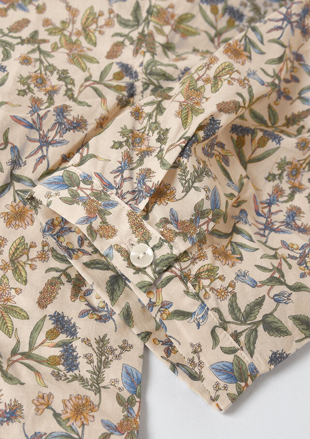 2025秋冬】【ブルーライフ】花柄プルオーバーブラウス七分袖