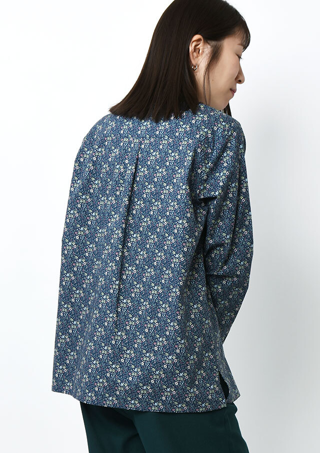 一点限り　littlecottonclothes 新品未使用　花柄ブラウス 2026春夏】【ブルーライフ】花柄スタンドカラーブラウス【BL056002