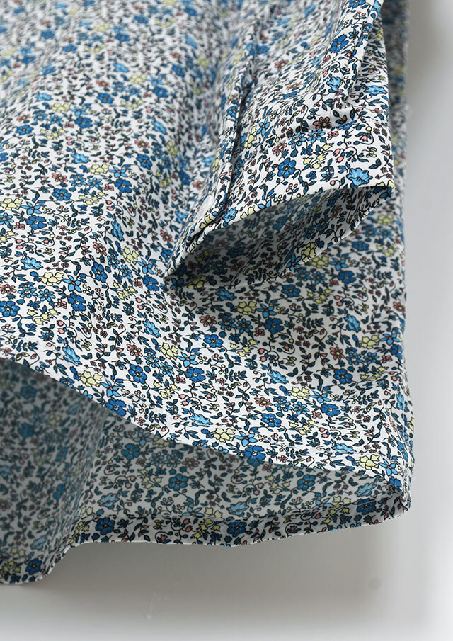 2026春夏】【ブルーライフ】花柄スタンドカラーブラウス【BL056002